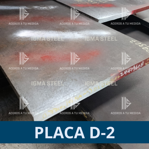 Placas de acero D2 pintadas blanco con rojo acomodadas en rack.